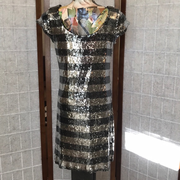 White House Black Market Dress - Picture 4 of 6